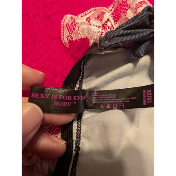 Fantasy Lingerie Navy Blue Lace Ruffle Mini Skirt 1X/2X Plus Cosplay Maid - Picture 6 of 6